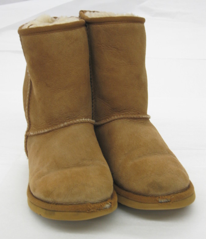 how to get grease out of uggs