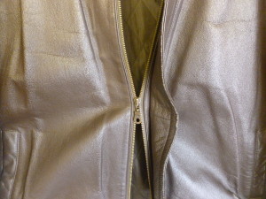 Zipper separating 2